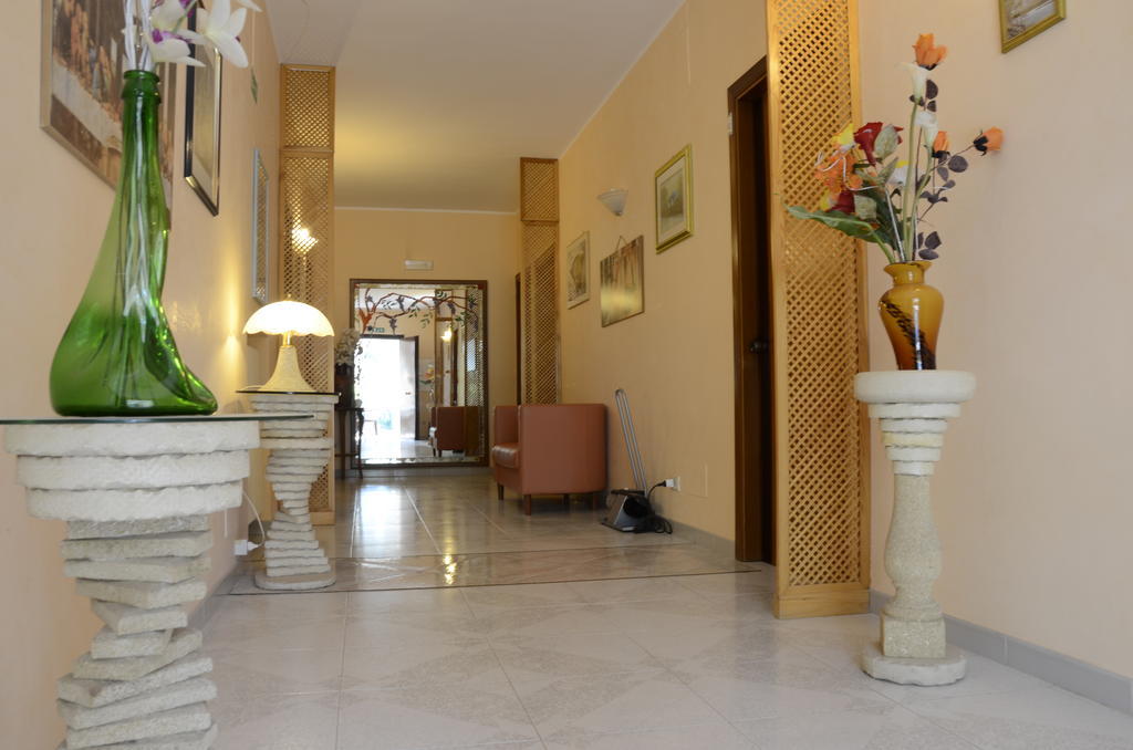 Hotel Villa Pirotta Sannicandro di Bari المظهر الخارجي الصورة